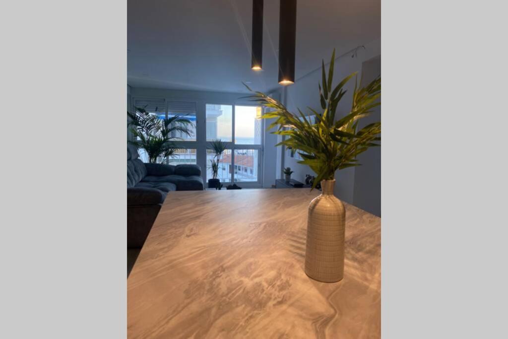 Precioso Apartamento A Estrenar En Centro De Нерха Экстерьер фото
