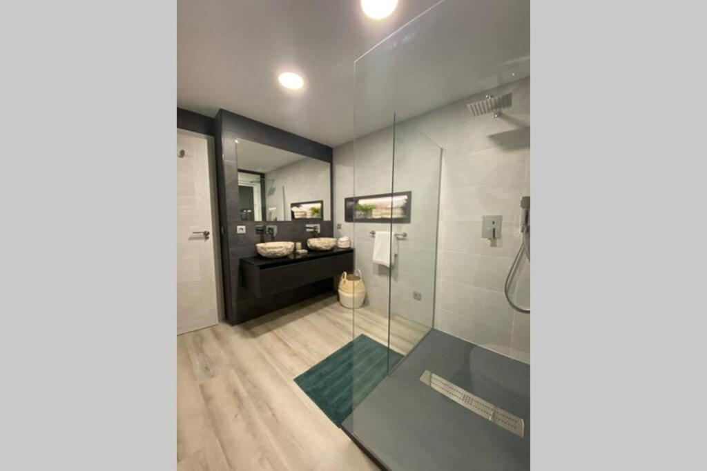 Precioso Apartamento A Estrenar En Centro De Нерха Экстерьер фото