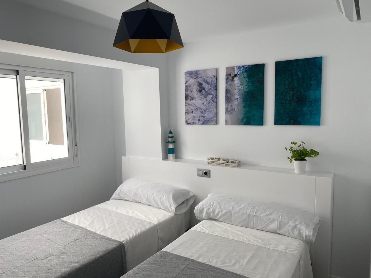 Precioso Apartamento A Estrenar En Centro De Нерха Экстерьер фото